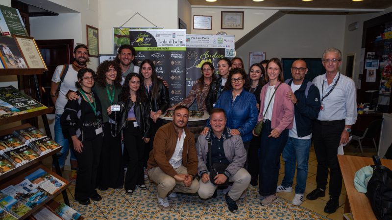 LA PIÙ LUNGA EDIZIONE DI “ANDAR PER CANTINE” SULL’ISOLA D’ISCHIA HA FATTO REGISTRARE UN NUMERO RECORD DI PARTECIPANTI