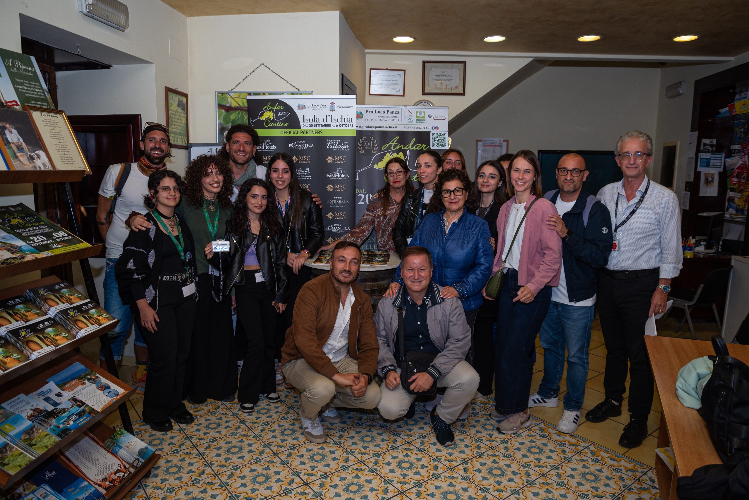 LA PIÙ LUNGA EDIZIONE DI “ANDAR PER CANTINE” SULL’ISOLA D’ISCHIA HA FATTO REGISTRARE UN NUMERO RECORD DI PARTECIPANTI