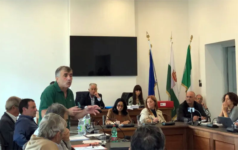 FORIO, CONVOCATO IL CONSIGLIO COMUNALE PER IL 28 ALLE ORE 18:30