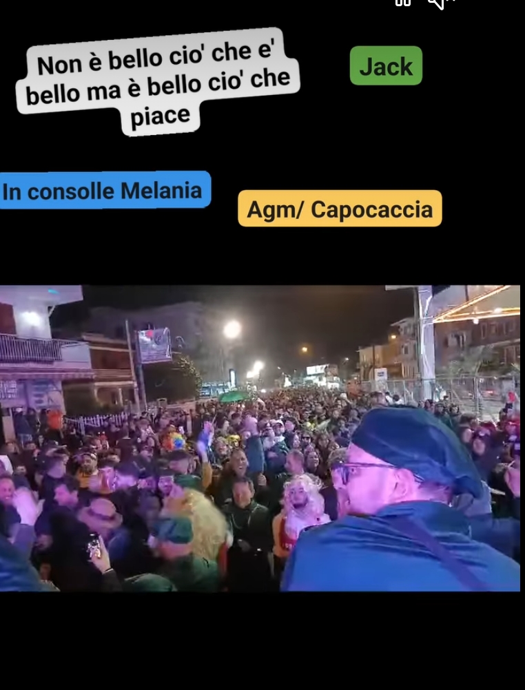 E CHE IDEA AL CARNEVALE DI SAVIANO