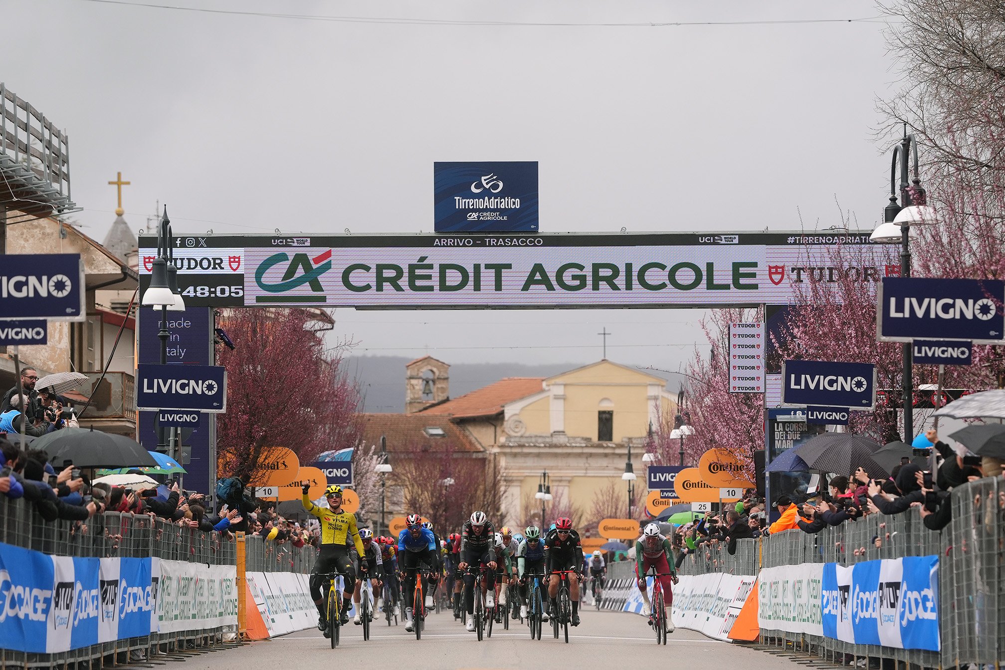 OLAV KOOIJ VINCE LA QUARTA TAPPA DELLA TIRRENO ADRIATICO