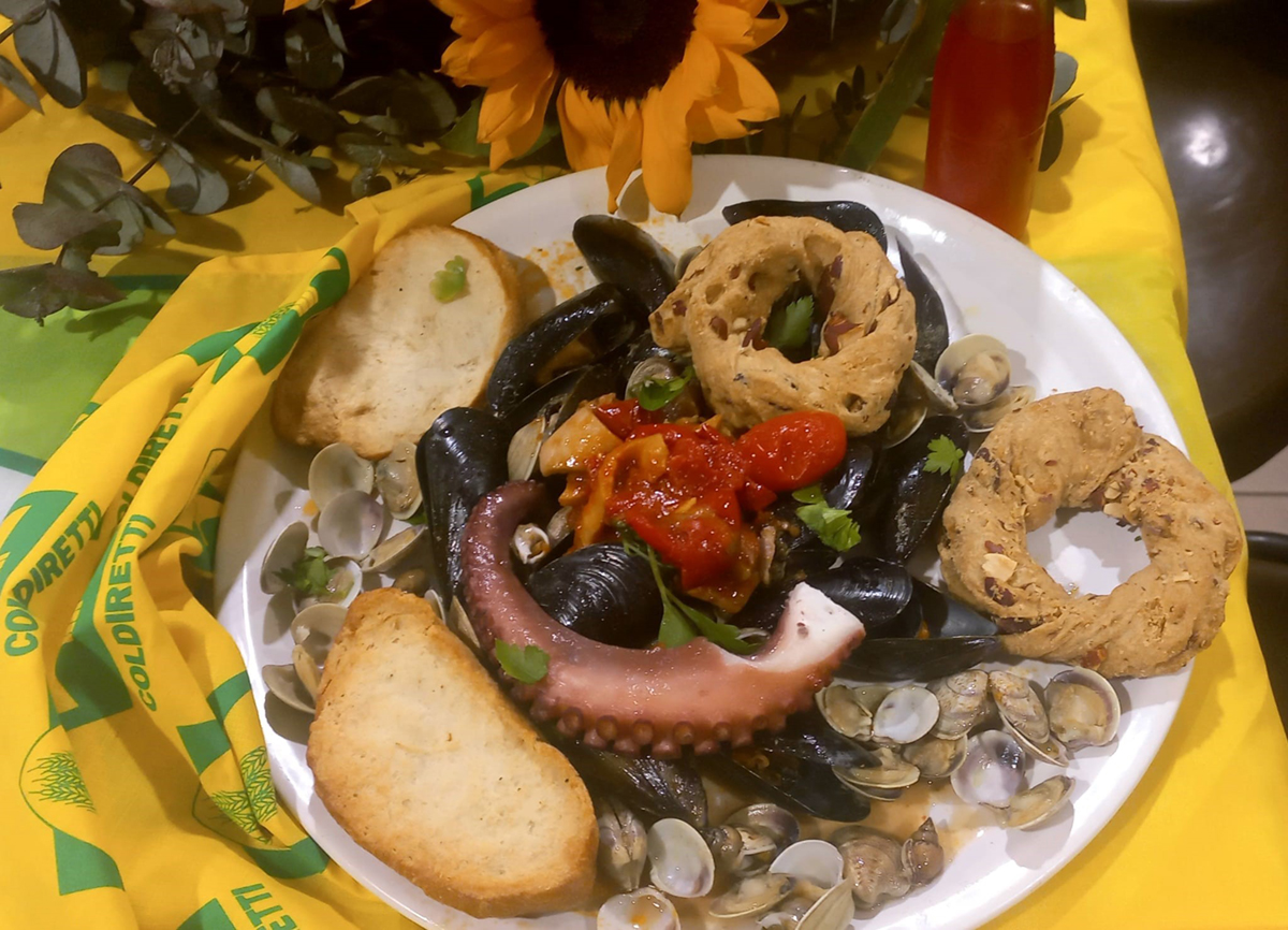 COLDIRETTI CAMPANIA, VERSO PASQUA CON PESCE E COZZE ITALIANE IN TAVOLA: ATTENZIONE ALLE ETICHETTE