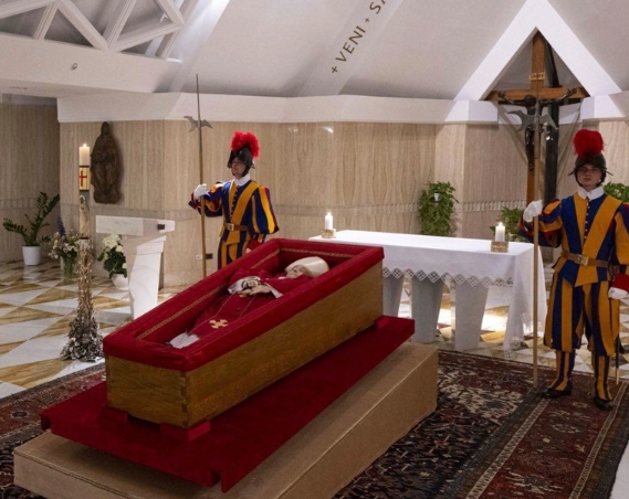 COME VIENE PERSERVATO IL CORPO DEL PAPA