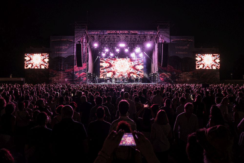 DAL 17 GIUGNO AL 20 LUGLIO UN MESE DI LIVE IMPERDIBILI A BOLOGNA: “SEQUOIE MUSIC PARK”