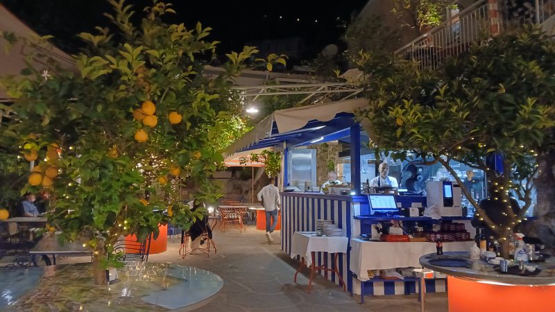 MELE PIZZA & GRILL DI POSITANO INAUGURA L’ESTATE 2025 CON TANTE NOVITA’