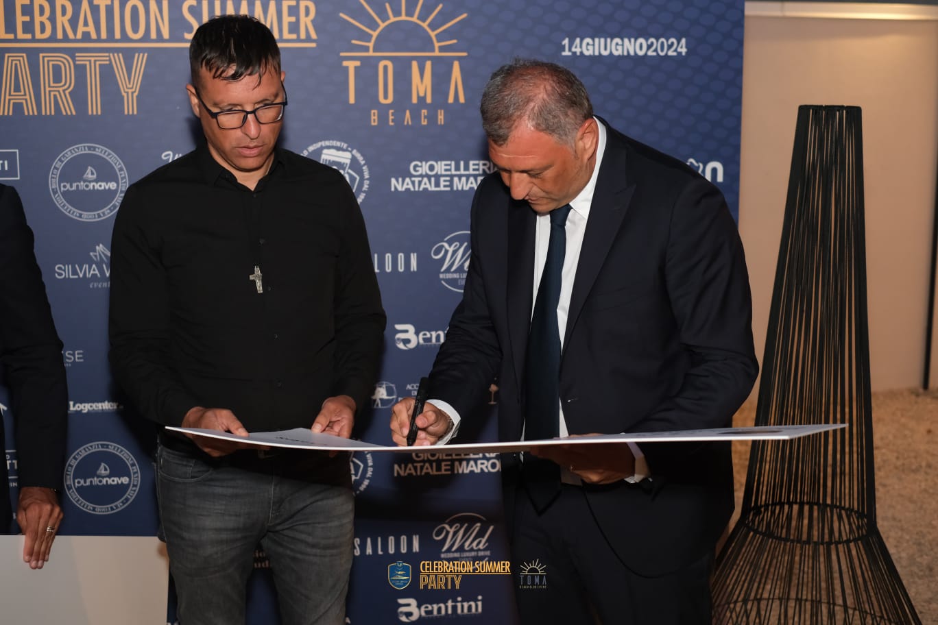 TORNA L’EVENTO SOLIDALE CON LE STELLE PER “A VOCE D”E CREATURE” DI DON LUIGI MEROLA: “CELEBRATION SUMMER PARTY”