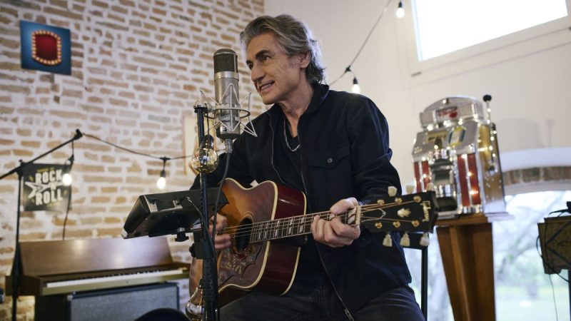 MANCA MENO DI UN MESE A “LA NOTTE DI CERTE NOTTI” DI LUCIANO LIGABUE