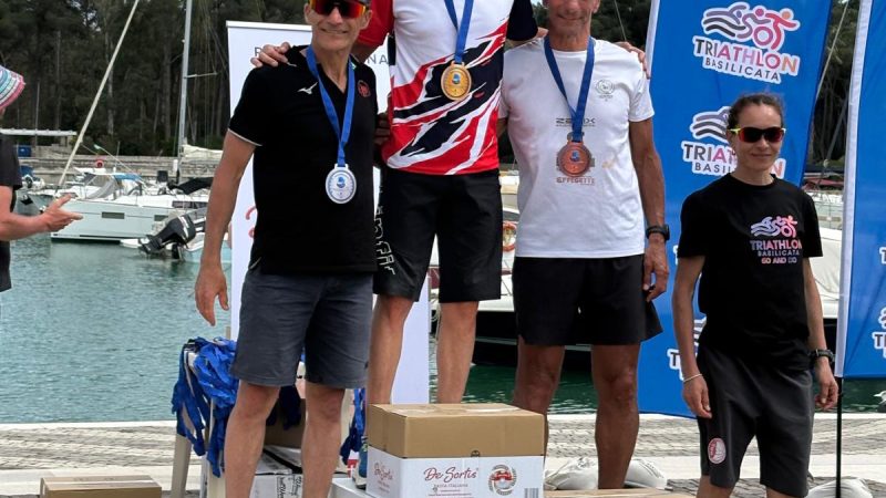 TRIATHLON OLIMPICO E SPINT DEGLI “ARGONAUTI” MICHELANGELO DI MAIO E VINCENZO ORREA SECONDI DI CATEGORIA