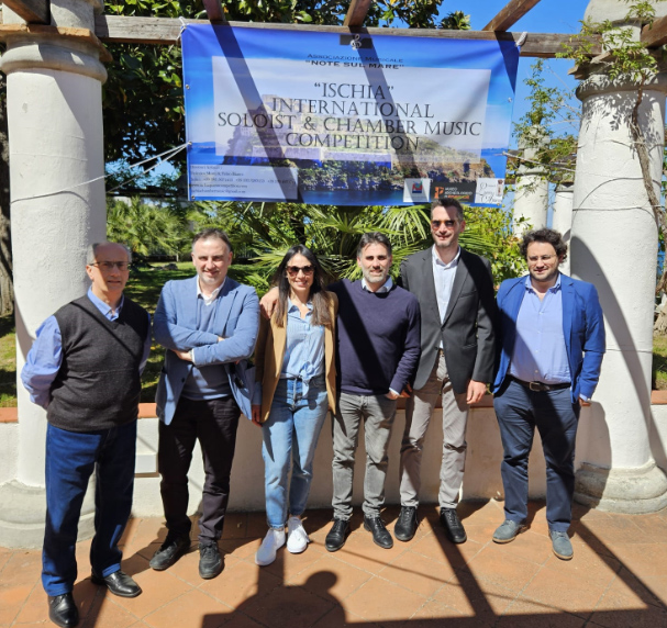 LACCO AMENO, AL VIA A VILLA ARBUSTO “ISCHIA CLASSICA FESTIVAL – NOTE SUL MARE 2025”