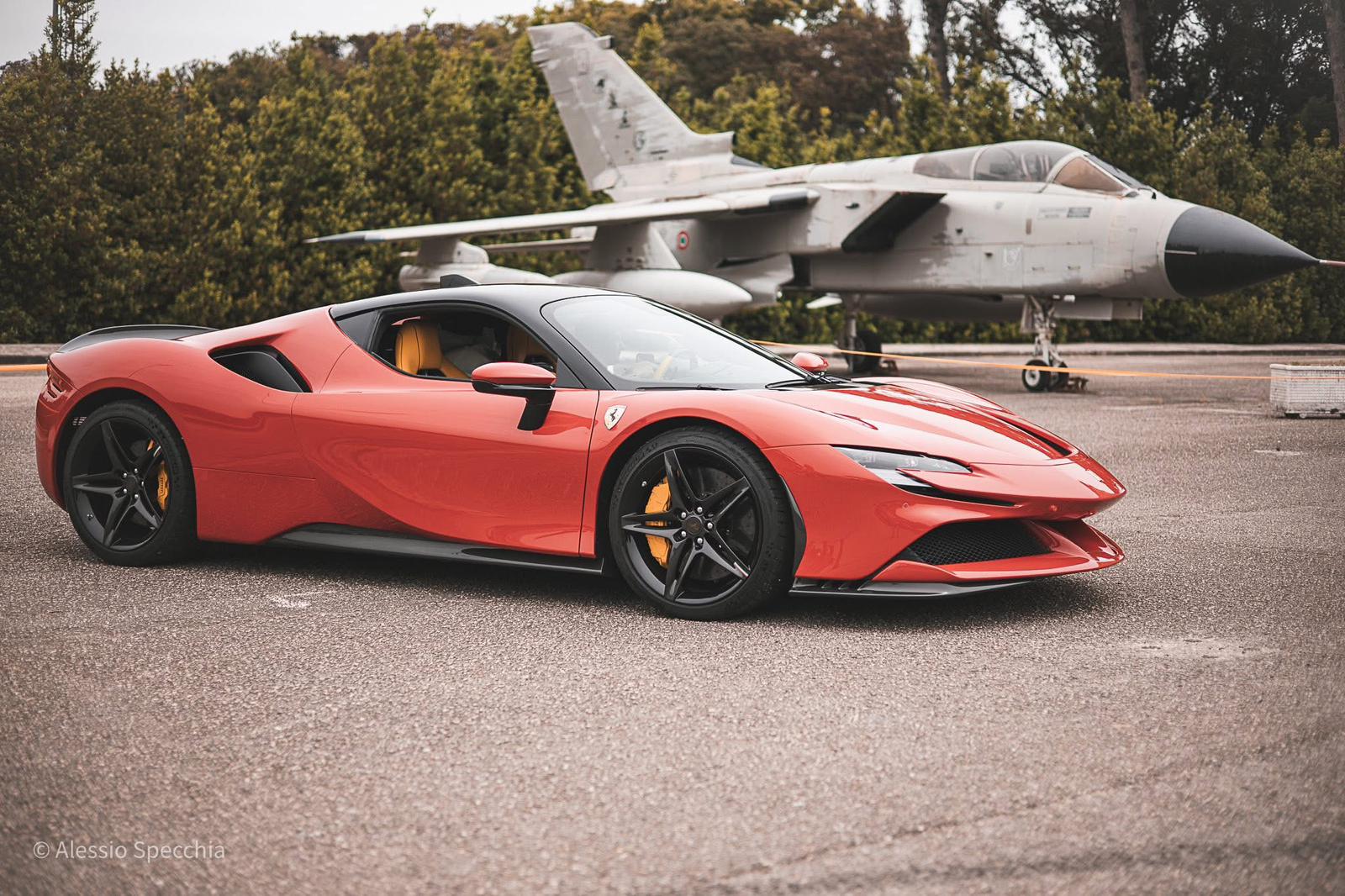 FERRARI E LAMBORGHINI: RADUNO SUPERCAR  DOMENICA 8 GIUGNO A CASERTA