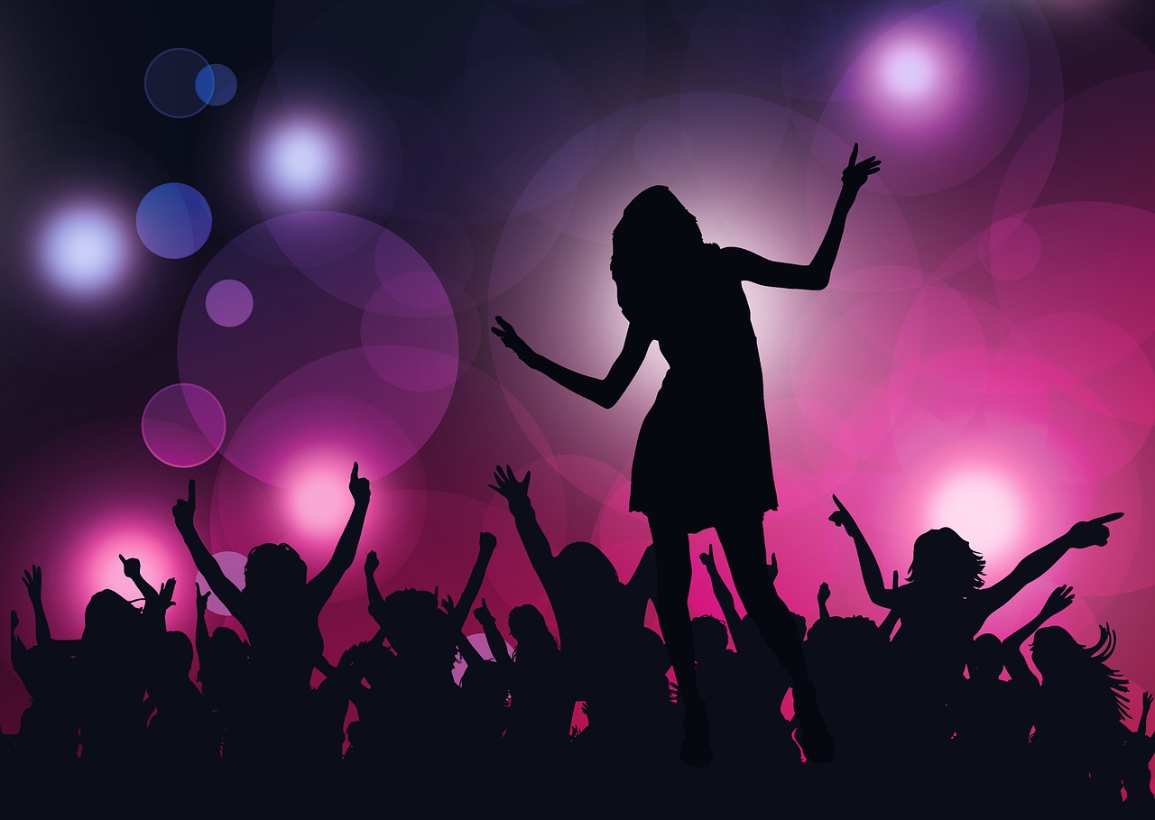 DISCOTECHE IN VIA D’ESTINZIONE: CHIUSI OLTRE 2.100 LOCALI IN 14 ANNI. A RISCHIO MIGLIAIA DI POSTI DI LAVORO