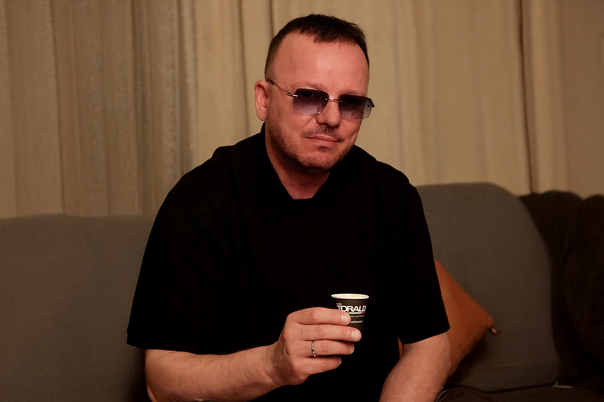 GIGI D’ALESSIO È IL NUOVO TESTIMONIAL DI CAFFÈ TORALDO