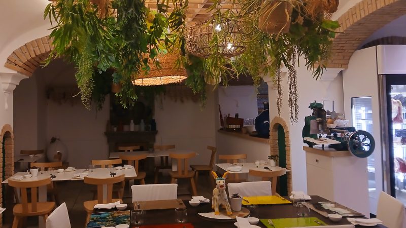 ECCO IL MAGICO RITROVO DI NOCELLE A POSITANO: “IL RIFUGIO DEI MELE”