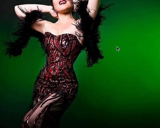 LA CENA SPETTACOLO “BURLESQUE-CHAMPAGNE”