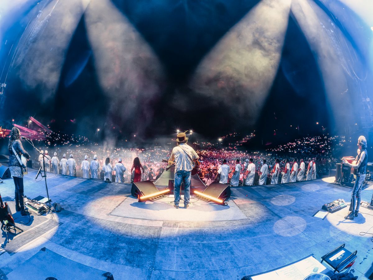 GRANDE SUCCESSO PER LE SEI “SERE D’ESTATE” DEL TOUR NEGLI STADI ITALIANI E AL CIRCO MASSIMO DI ROMA “OVERDOSE D’AMORE”