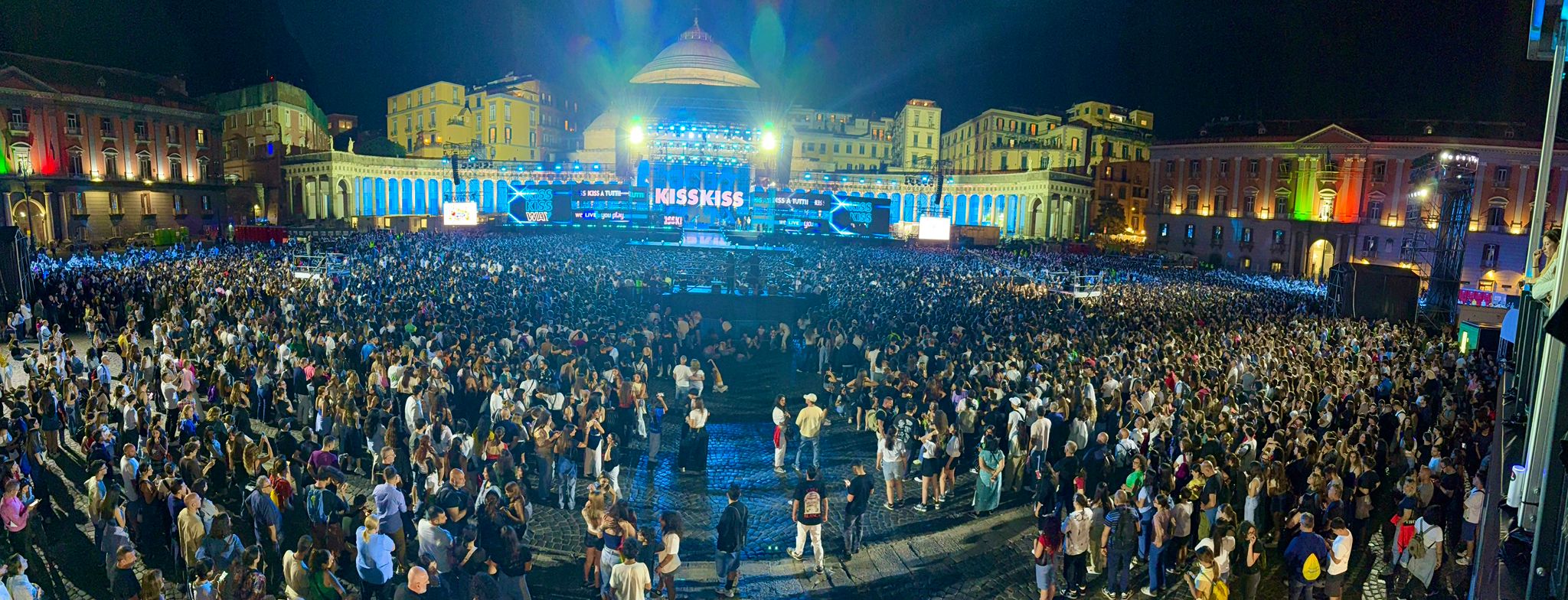 CONCERTO LIVE DI KISS KISS WAY: ANCHE UN’ESPERIENZA TELEVISIVA COINVOLGENTE