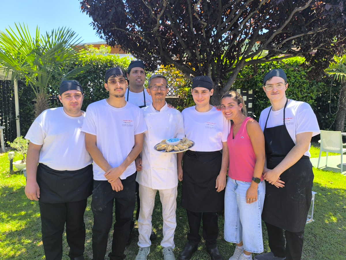 ISCHIA, CULTURA E INCLUSIONE A TAVOLA: I RAGAZZI DI CALDA..MENTE INCONTRANO LA CUCINA GIAPPONESE CON LO CHEF TETSUO NAGANO
