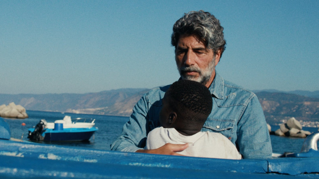 SPIAGGIA DI VETRO: IL NUOVO FILM DI WILL GEIGER CON CLAUDIO CASTROGIOVANNI (video)