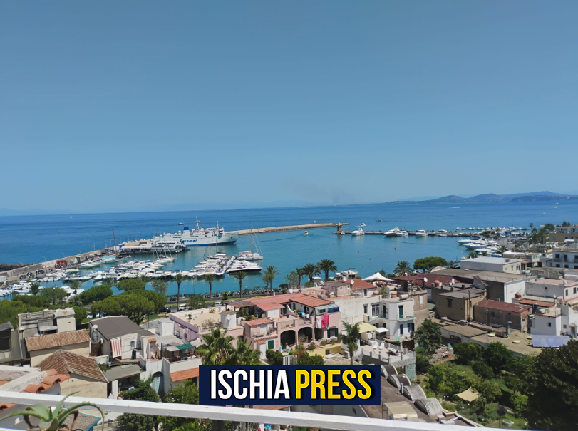 IL MARE DI CASAMICCIOLA È PULITO, LO CONFERMA L’ARPA CAMPANIA