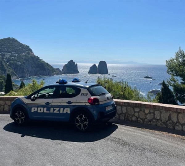 CAPRI. CONTROLLI AMMINISTRATIVI AD ANACAPRI