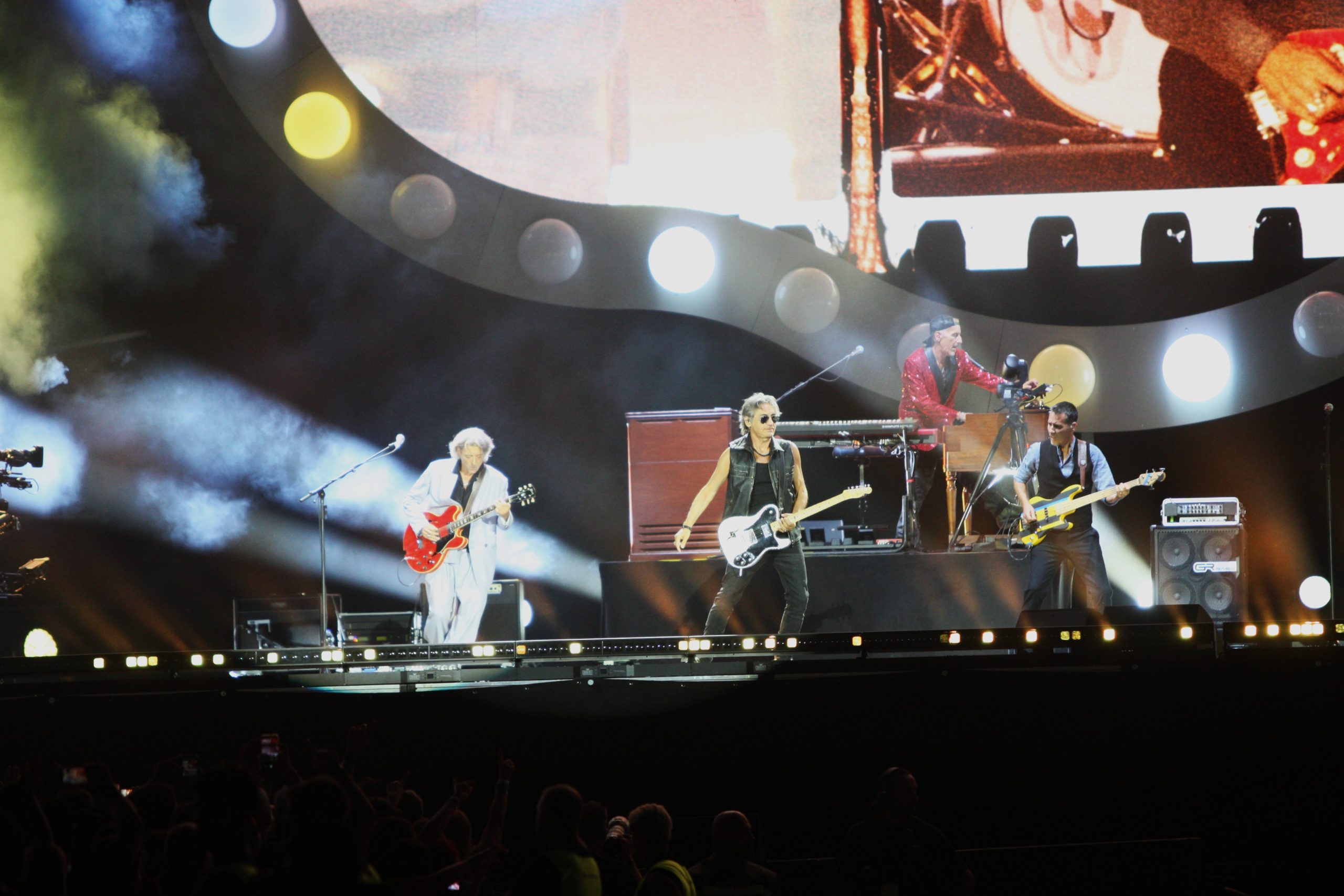 UN CONCERTO MOZZAFIATO DI LUCIANO LIGABUE ALLA REGGIA DI CASERTA