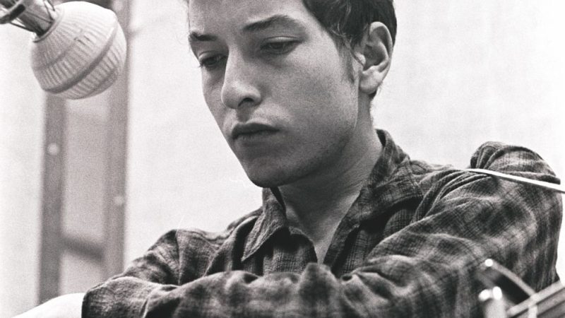 BOB DYLAN IL 31 OTTOBRE ESCE IN FISICO E IN DIGITALE BOB DYLAN’S BOOTLEG SERIES VOLUME 18: THROUGH THE OPEN WINDOW, 1956-1963