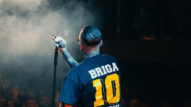 IL RAPPER E CANTAUTORE BRIGA TORNA SUL PALCO CON “SENTIMENTI CLUB TOUR”