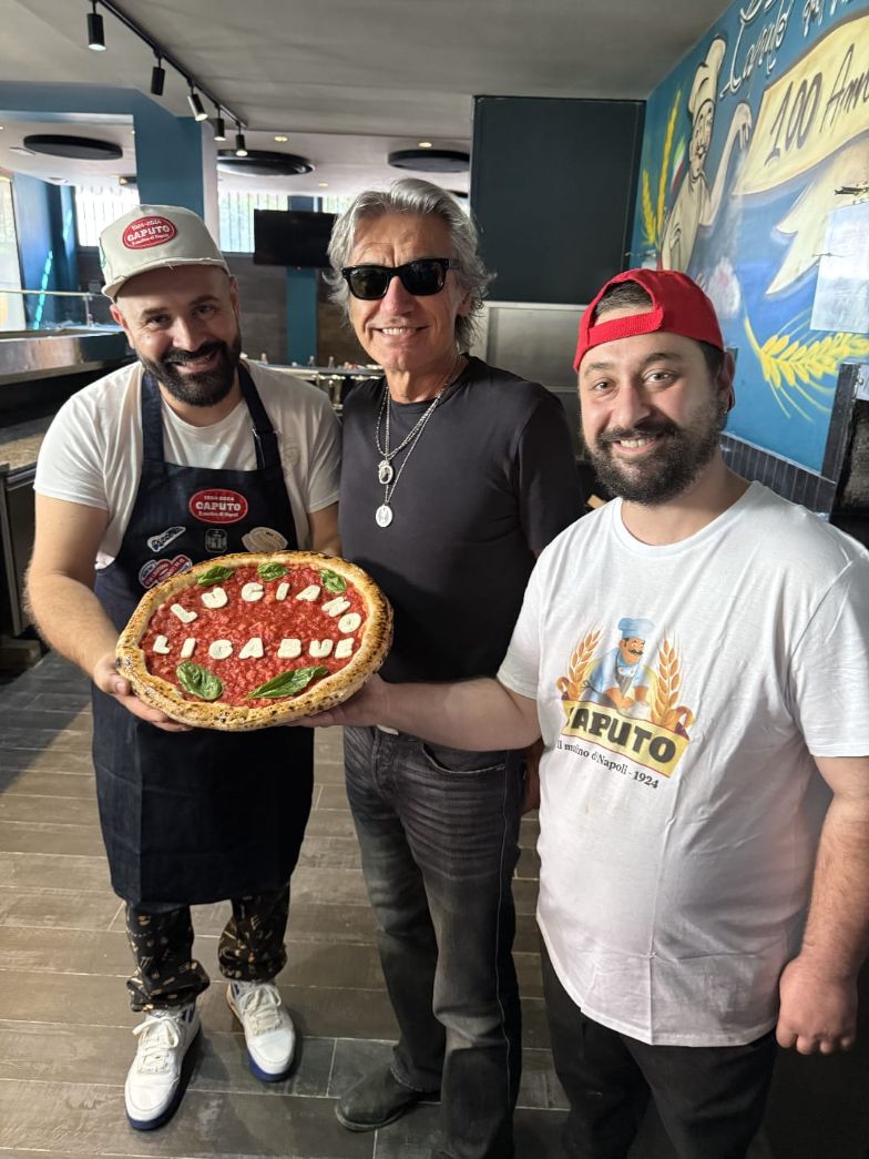 PIZZA ROCK DEL MAESTRO FRANCESCO DI CEGLIE PER LA ROCKSTAR LIGABUE