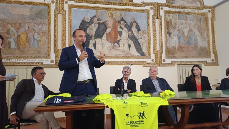 MARATONA “DUE COMUNI” PER TELETHON: QUASI 700 ATLETI GAREGGERANNO TRA SOMMA VESUVIANA E SANT’ANASTASIA PER LA RICERCA SCIENTIFICA