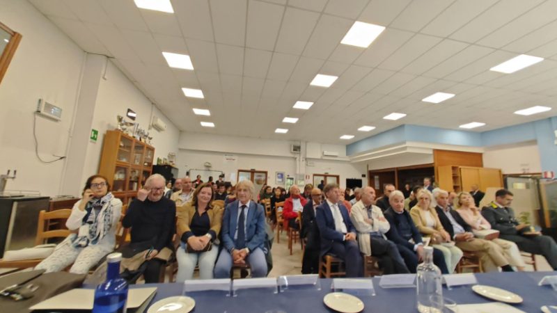 NELLE SCUOLE D’ISCHIA SI PARLA DI ETICA E AMBIENTE