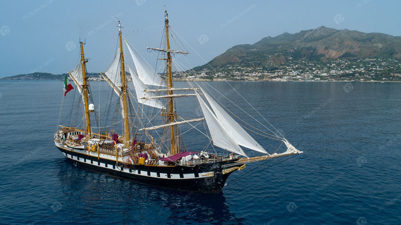 ANCHE LA PALINURO SOLCÒ IL MARE DI ISCHIA L’ANNO SCORSO