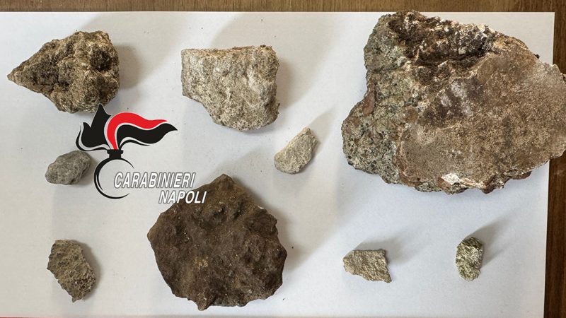 DENUNCIATO UN TURISTA POLACCO DAI CARABINIERI PER AVER RUBATO DELLE PIETRE POMPEIANE DAGLI SCAVI