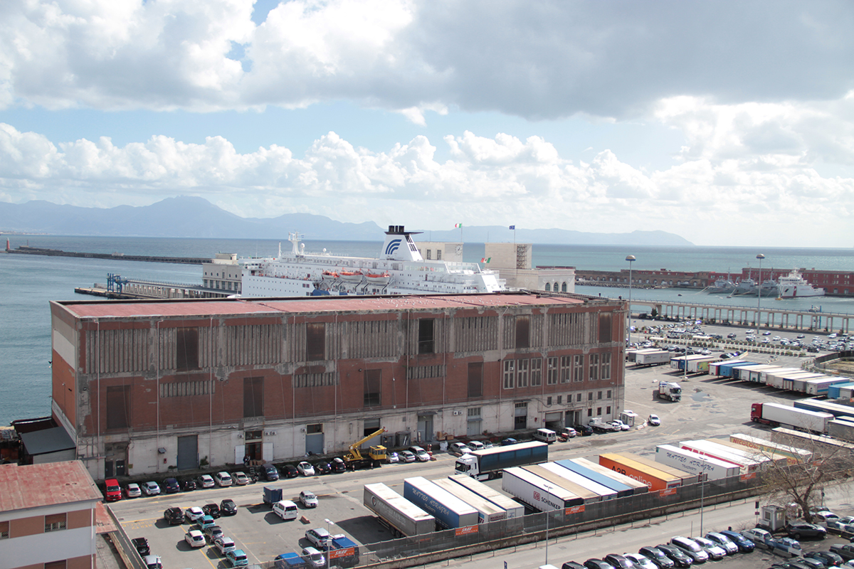 IL WATERFRONT DI NAPOLI DIVENTA LABORATORIO INTERNAZIONALE DI RESTAURO: TORNA IL PREMIO P.R.A.M. XV EDIZIONE