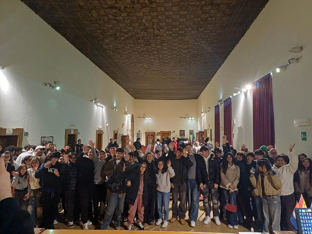 SGUARDI METROPOLITANI, GIORNALISTI SI DIVENTA: FORMAZIONE AGLI STUDENTI ALL’ISTITUTO CASANOVA