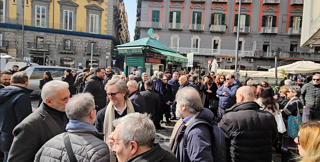 NAPOLI SALUTA VINCENZO CANZANELLA, IL COSTUMISTA DELLE CELEBRITÀ DEL CINEMA E DELLO SPETTACOLO