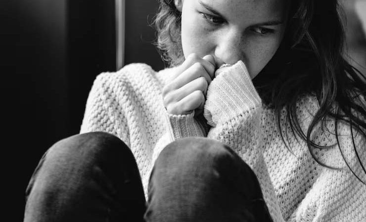 I DRAMMI FAMILIARI DIETRO AL SILENZIO CULTURALE