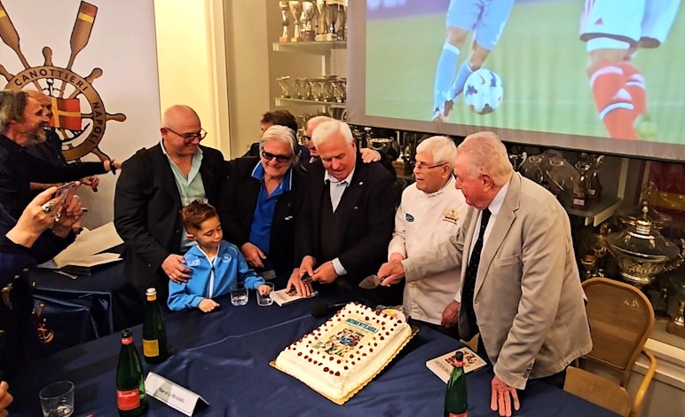 “INDIMENTICABILI”, I CENTO ANNI DI STORIA DEL CALCIO NAPOLI RACCONTATI DA GIANFRANCO COPPOLA