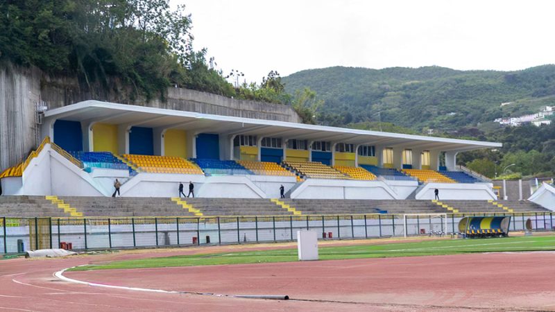 RIAPRE LA TRIBUNA PRINCIPALE DELLO STADIO ENZO MAZZELLA: L’ISCHIA CALCIO GIOCHERÀ IL PLAYOUT IN CASA