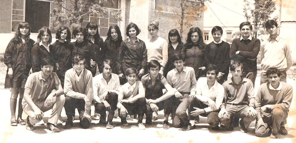 GLI EX STUDENTI RICORDANO LA PROF.SSA EDDA DI MEGLIO IN OTTATO: “UNICA COME DONNA E COME DOCENTE”