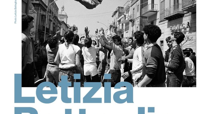 LETIZIA BATTAGLIA IN MOSTRA ALLA VILLA LA COLOMBAIA DI FORIO