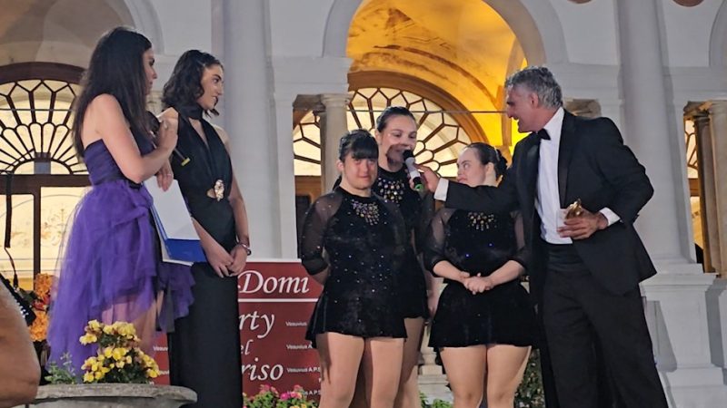 STREPITOSO SUCCESSO PER IL PARTY DEL SORRISO: SOLD OUT E PREMIO ANIMA D’ORO A GIANNI IMPROTA