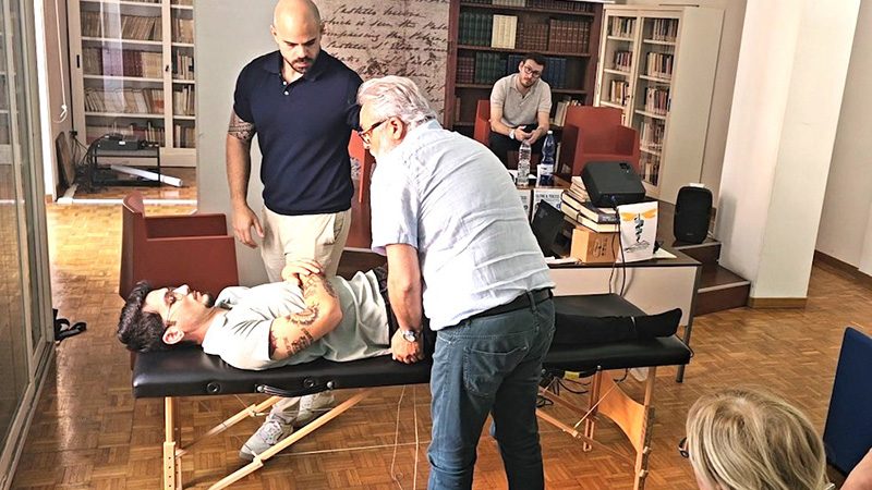 EVOLUZIONE DEL FISIOTERAPISTA NELLA TERAPIA MANUALE: ESPERTI A CONFRONTO A BENEVENTO