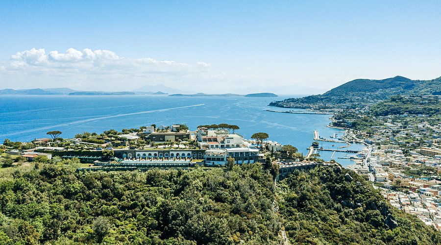 HOTEL SAN MONTANO, LA BELLEZZA CHE SPOSA LE BELLEZZE DEL PIT 2026