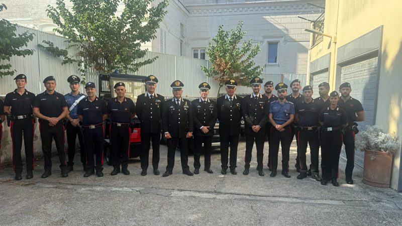 CAPRI: IL COMANDANTE INTERREGIONALE CARABINIERI “OGADEN” GEN.C.A. MASCIULLI IN VISITA SULL’ISOLA