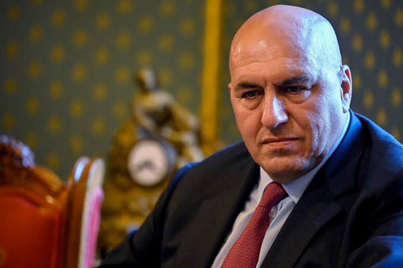 PREMIO ISCHIA: CROSETTO LANCIA L’ALLARME SULL’INFLUENZA DELLE FAKE NEWS NEGLI SCENARI DI GUERRA