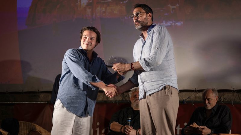 ALL’ISCHIA FILM FESTIVAL IL PREMIO SALVATORE LAURO: ASSEGNATO AL FILM “L’INVISIBILE FILO ROSSO”