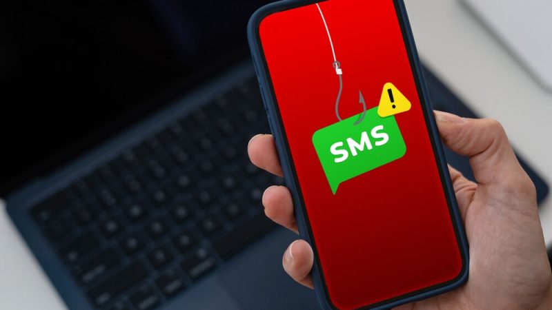 TRUFFE BANCARIE, 36MILA EURO IN FUMO CON UN SMS: CLIENTE DEUTSCHE BANK RIOTTIENE I SOLDI GRAZIE A CODICI