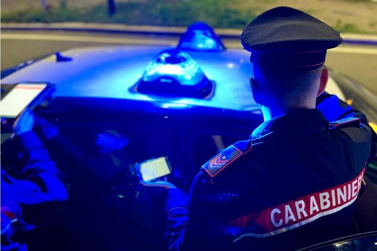 POZZUOLI: DURANTE LA NOTTE DEL TERREMOTO I SERVIZI ANTI SCIACALLAGGIO DEI CARABINIERI. ARRESTATO CARROZZIERE INCENSURATO