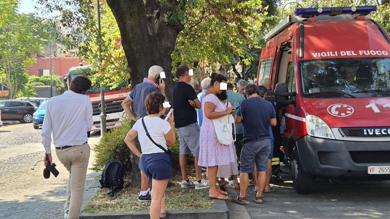 BRADISISMO NEI CAMPI FLEGREI: LA CARITAS DIOCESANA DI POZZUOLI HA EFFETTUATO UN SOPRALLUOGO NEI QUARTIERI PIÙ COLPITI DAL SISMA