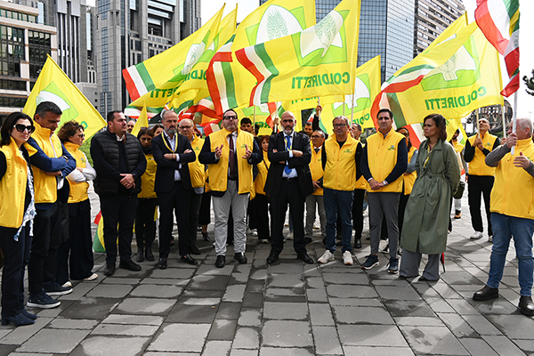 COLDIRETTI CAMPANIA: STOP ALLA MOBILITAZIONE IN ARRIVO RISORSE DALLA REGIONE CAMPANIA
